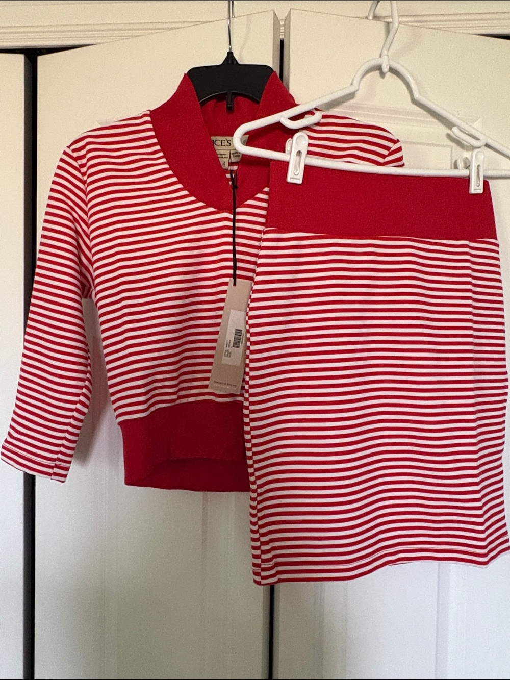 Red & White Striped Mini Skirt - Stylish Casual